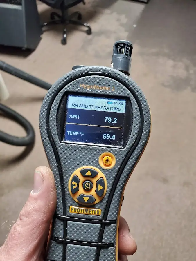 Moisture meter humidity assessment for Mold Remediation & Removal in South Kensington